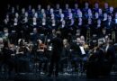 Рахманинов и Моцарт на одной сцене: симфонический оркестр, сводный хор, солисты и пианист на одной сцене